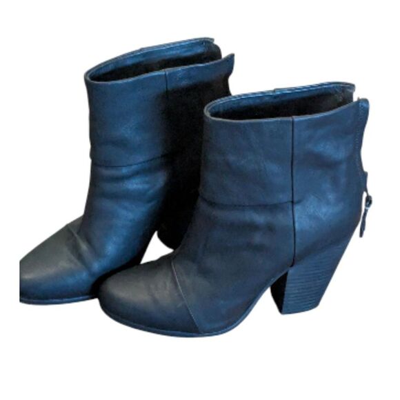 rag & bone 39.5 (US 9.5) Black Leather Ankle Boots - Picture 1 of 5